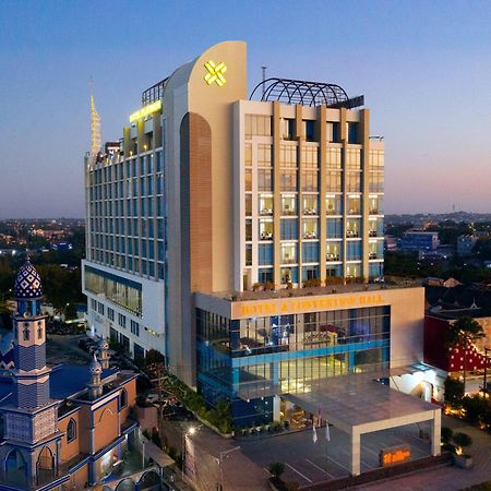 Platinum Hotel & Convention Hall Balikpapan Dış mekan fotoğraf