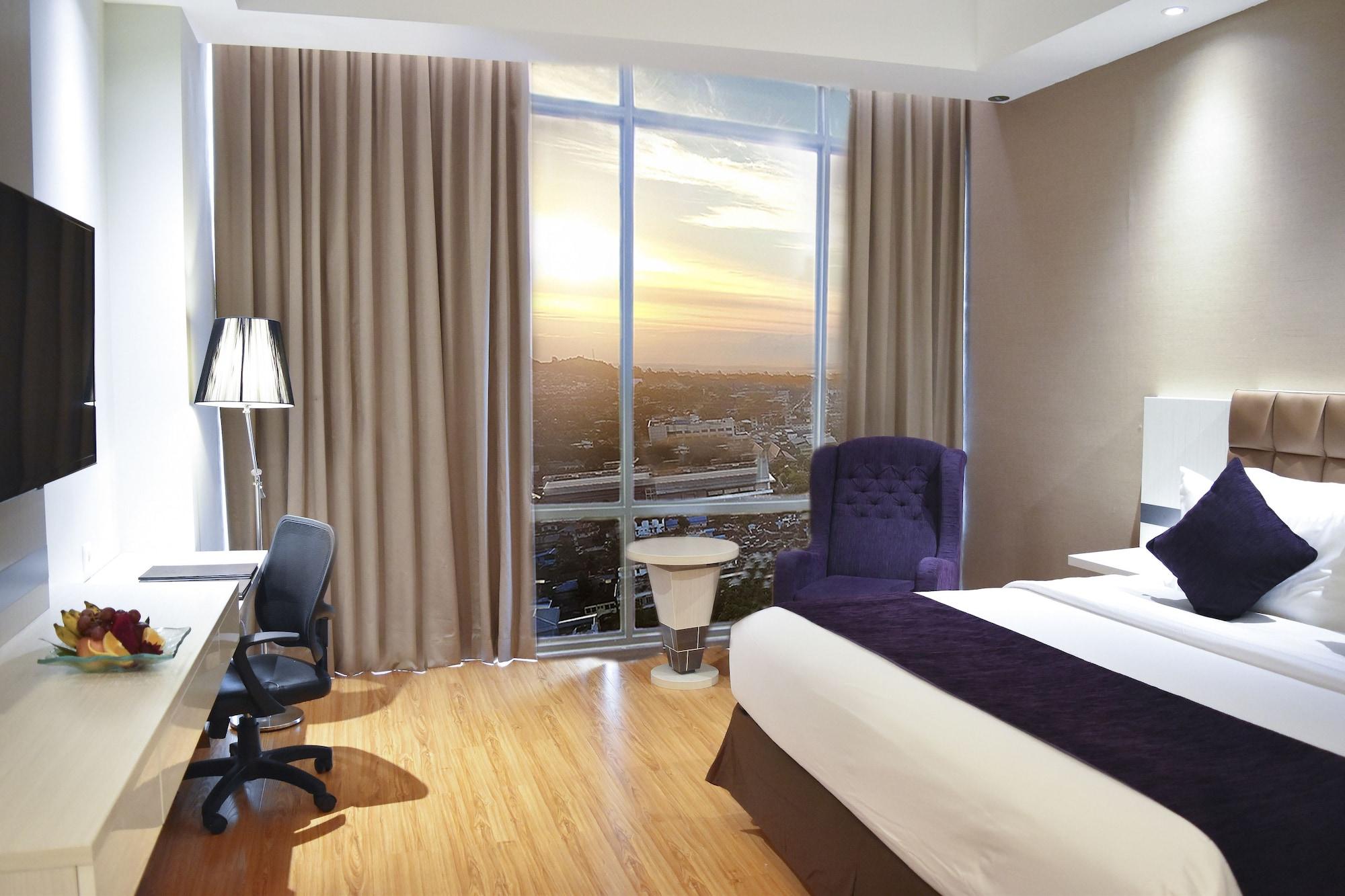 Platinum Hotel & Convention Hall Balikpapan Dış mekan fotoğraf