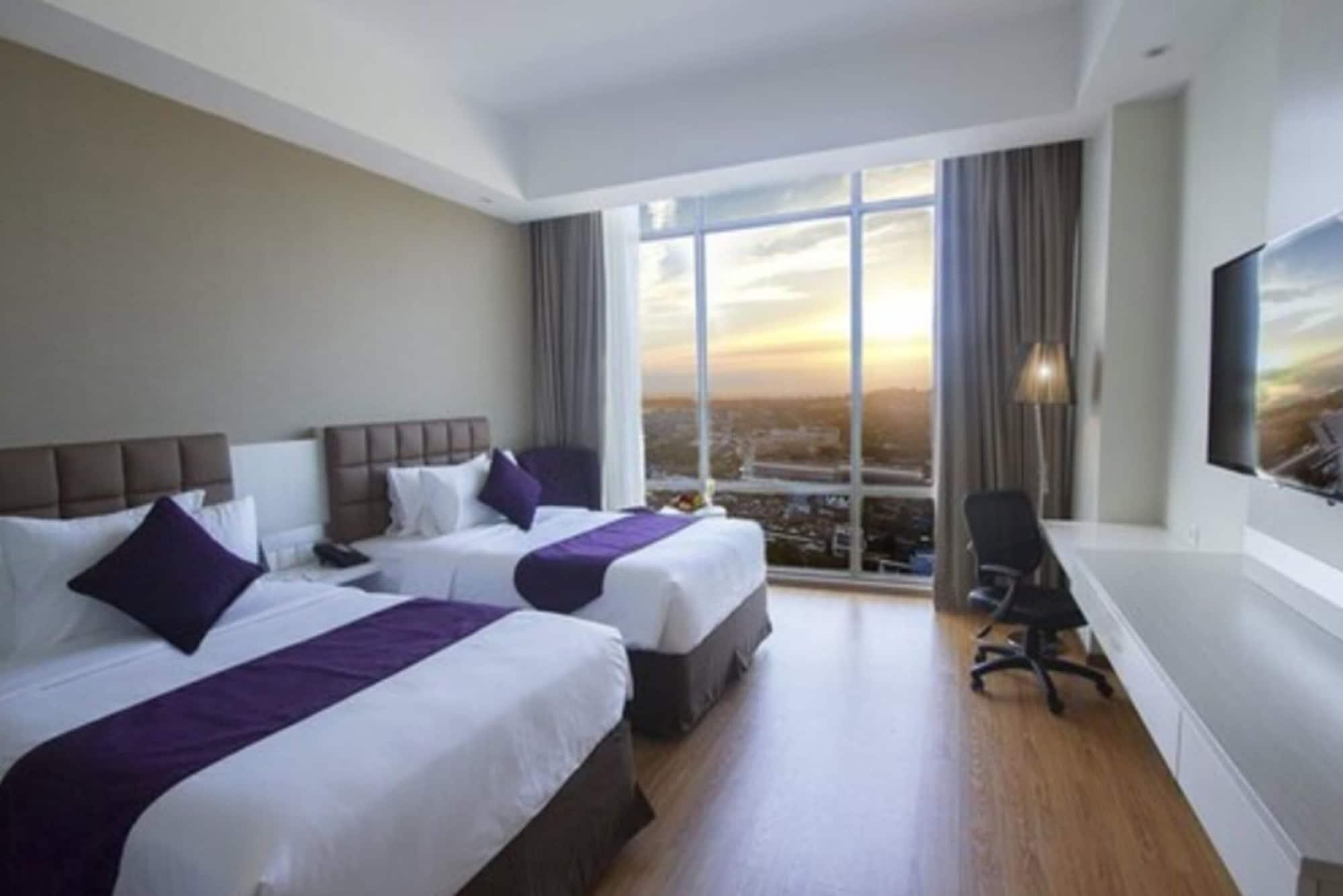 Platinum Hotel & Convention Hall Balikpapan Dış mekan fotoğraf