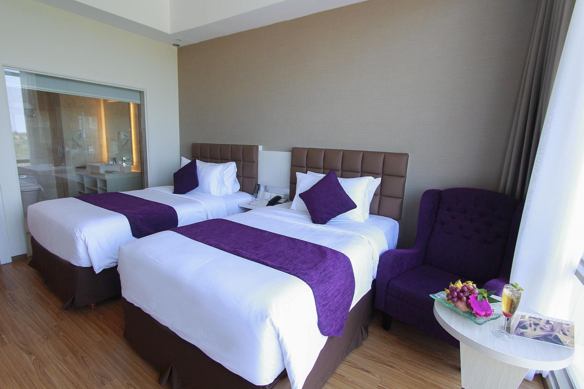 Platinum Hotel & Convention Hall Balikpapan Dış mekan fotoğraf