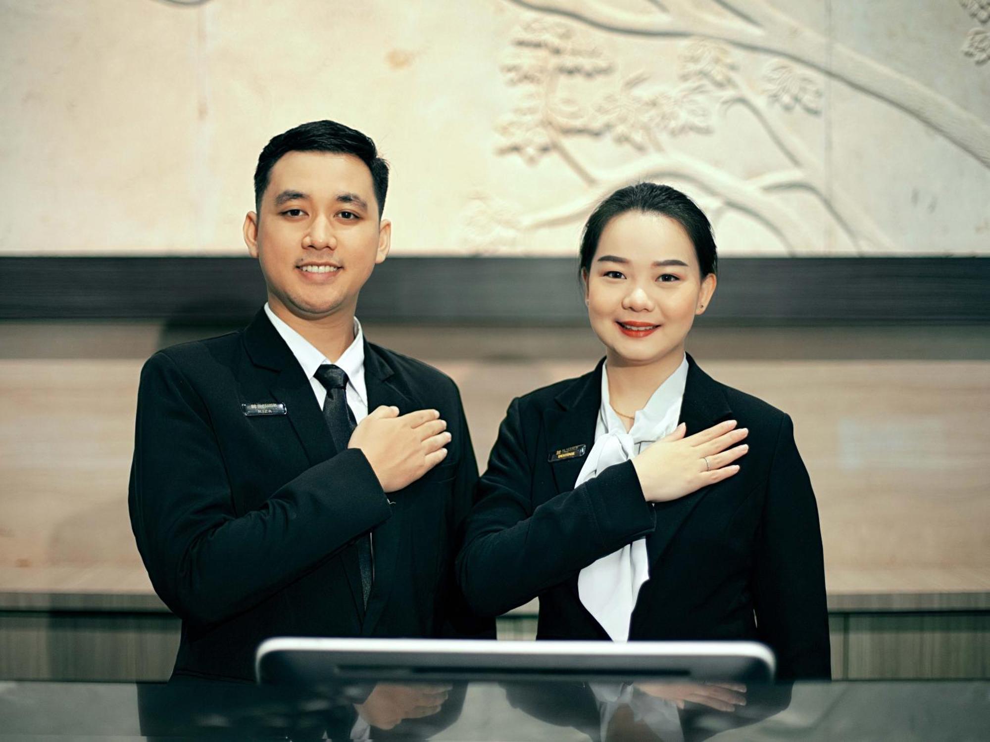Platinum Hotel & Convention Hall Balikpapan Dış mekan fotoğraf