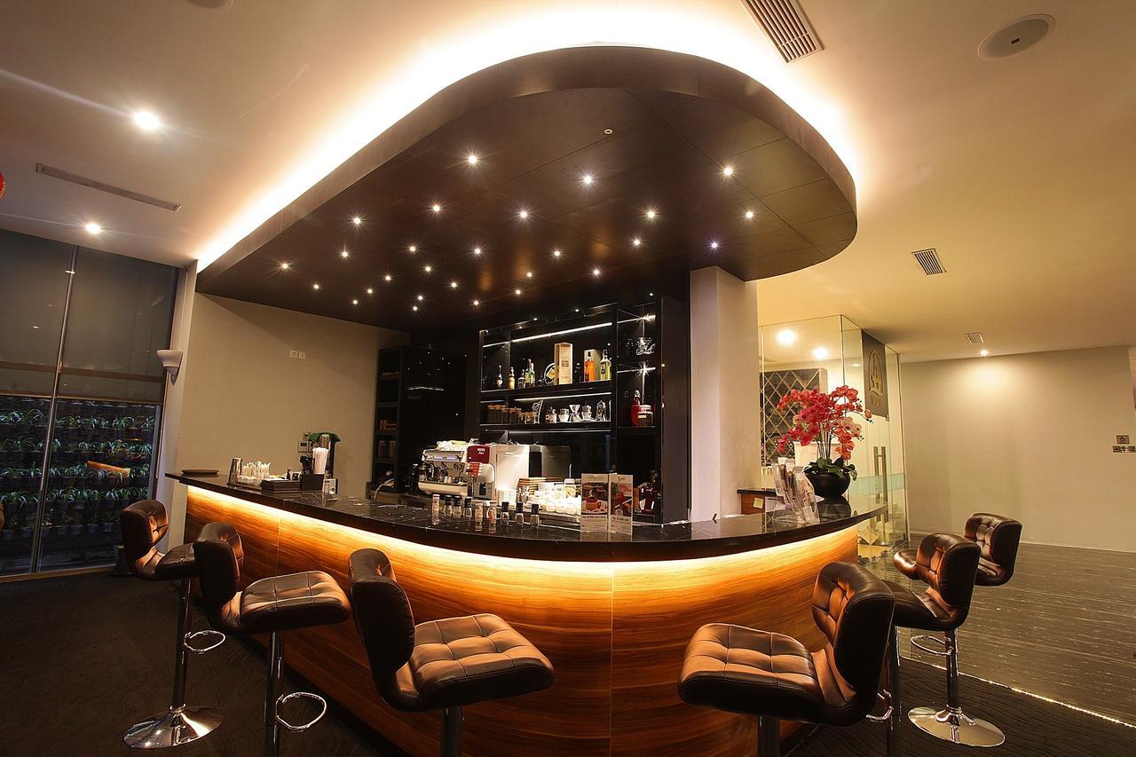 Platinum Hotel & Convention Hall Balikpapan Dış mekan fotoğraf